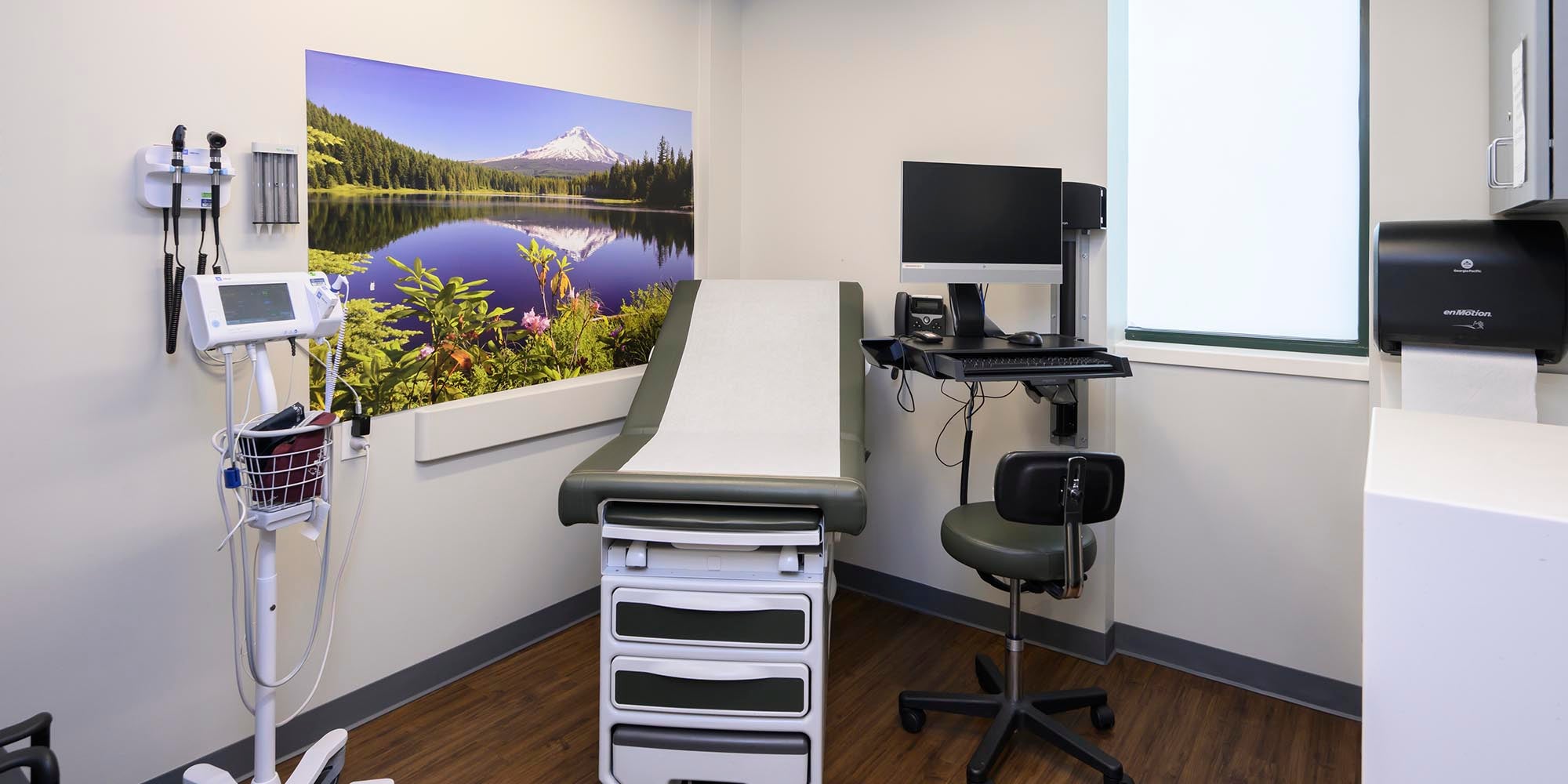 Primary Care Eastwick exam room