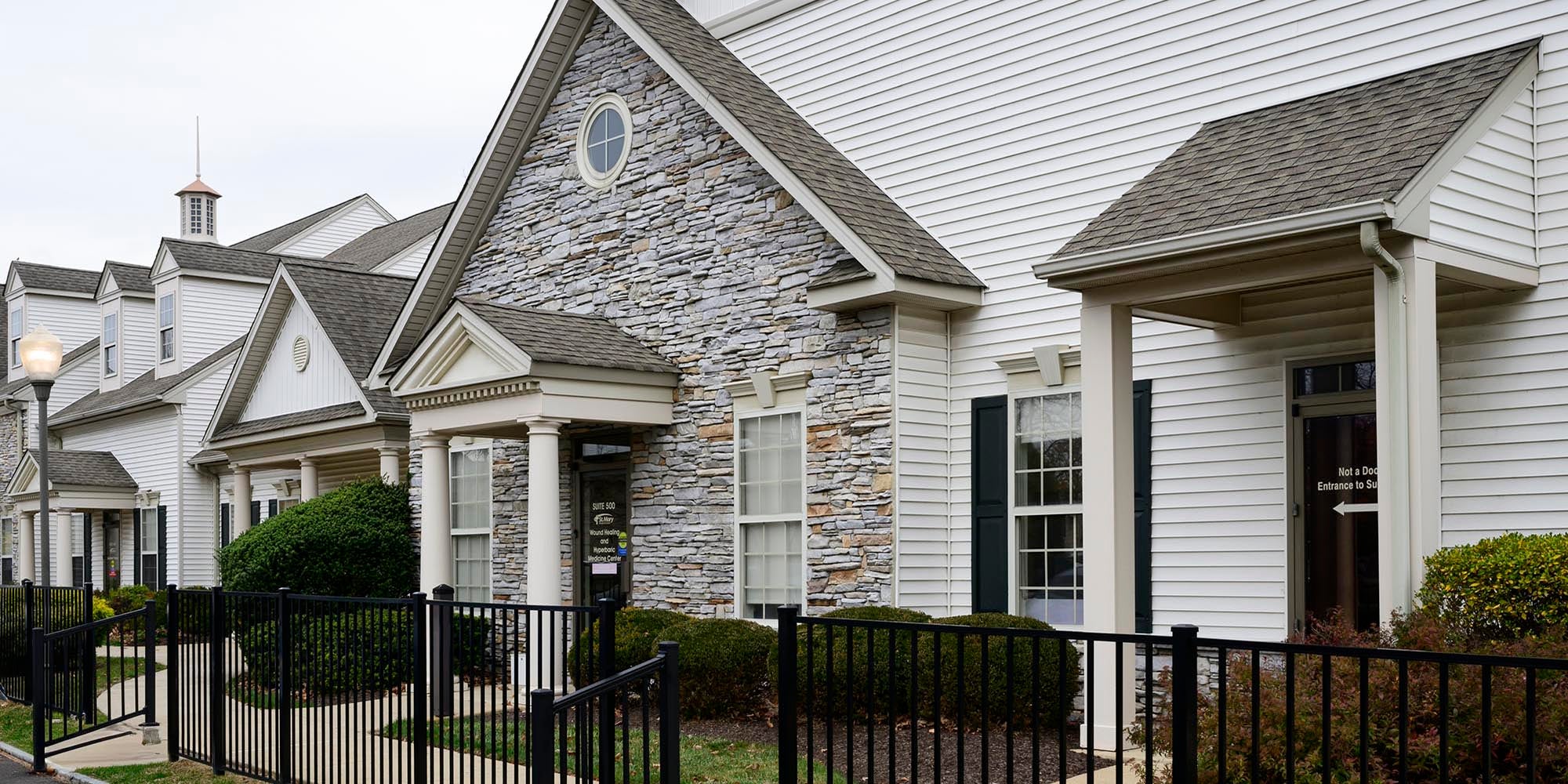 St. Mary Center for Wound Healing & Hyperbaric Medicine