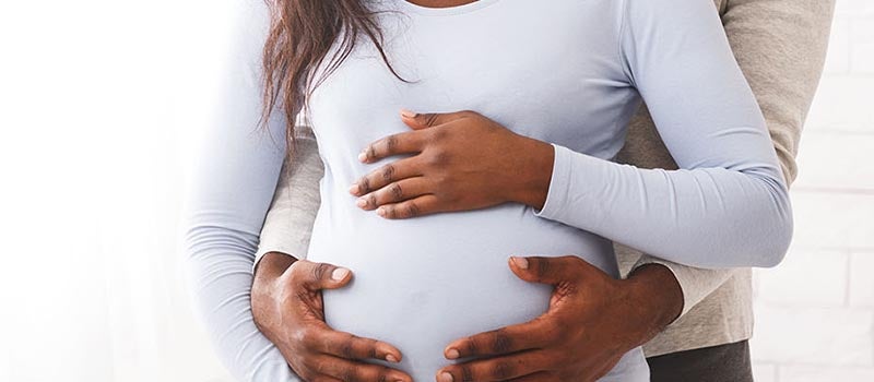 Pregnant couple